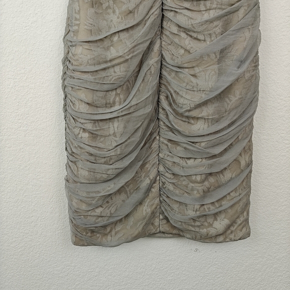 Tadashi Shoji Silk Chiffon Ruched Lace Sheath Dress Women's Size 4 Gray Formal - Picture 9 of 10